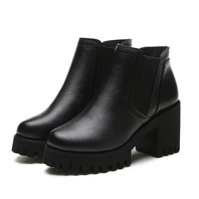 New in Women Boots Comfortable and Elegant Genuine Leather Hot Fur Shoes Woman Winter 2025 Chelsea Autumn Black Fashion Booties