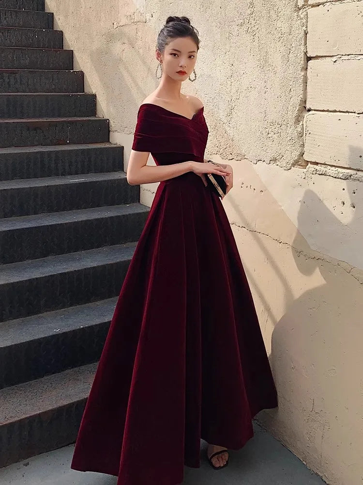 Mauroicardi Spring Long Luxury Elegant Chic Black Soft Velvet Evening Party Wedding Dresses for Women Off Shoulder Maxi Clothes
