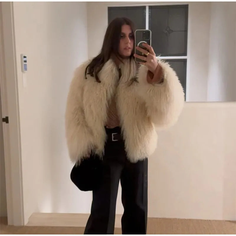 Fashion Solid Plush Faux Fur Coat Women Elegant Warm Long Sleeves Loose Jacket 2025 Lady Winter Chic High Street Outerwear ﻿