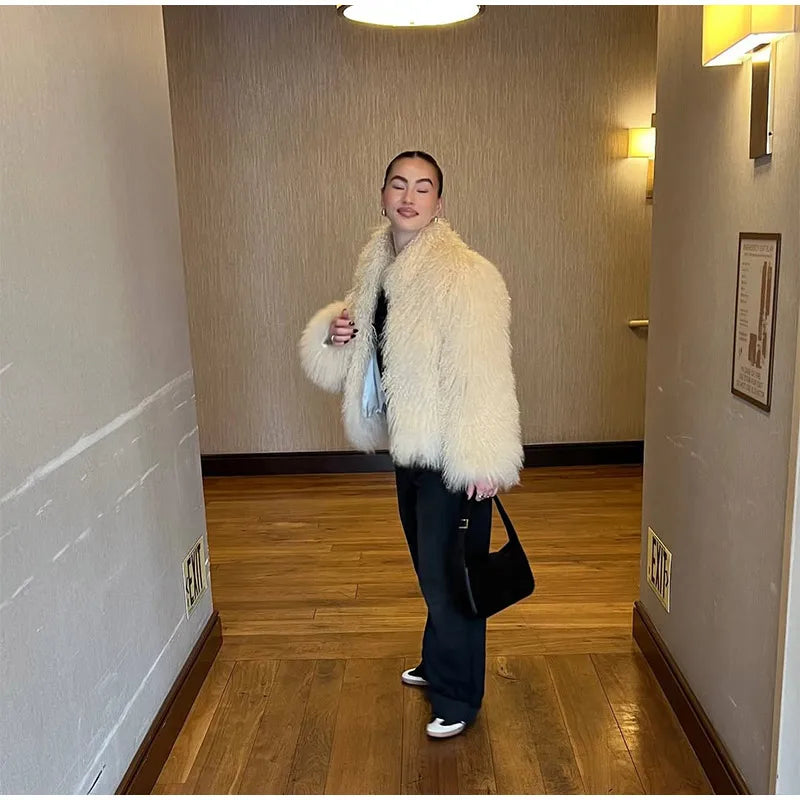Fashion Solid Plush Faux Fur Coat Women Elegant Warm Long Sleeves Loose Jacket 2025 Lady Winter Chic High Street Outerwear ﻿