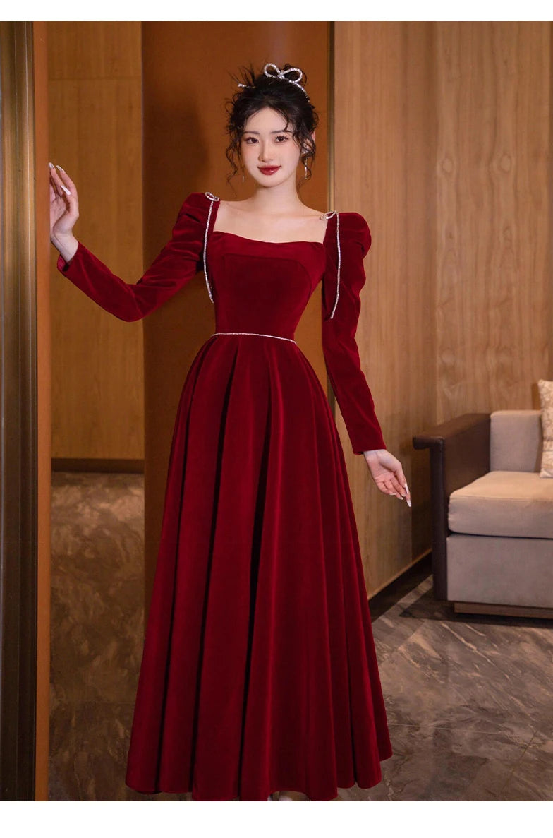 Mauroicardi Long Birthday Party Evening Soft Velvet Maxi Dresses for Women Puff Sleeve Square Neck Luxury Elegant Chic Clothing