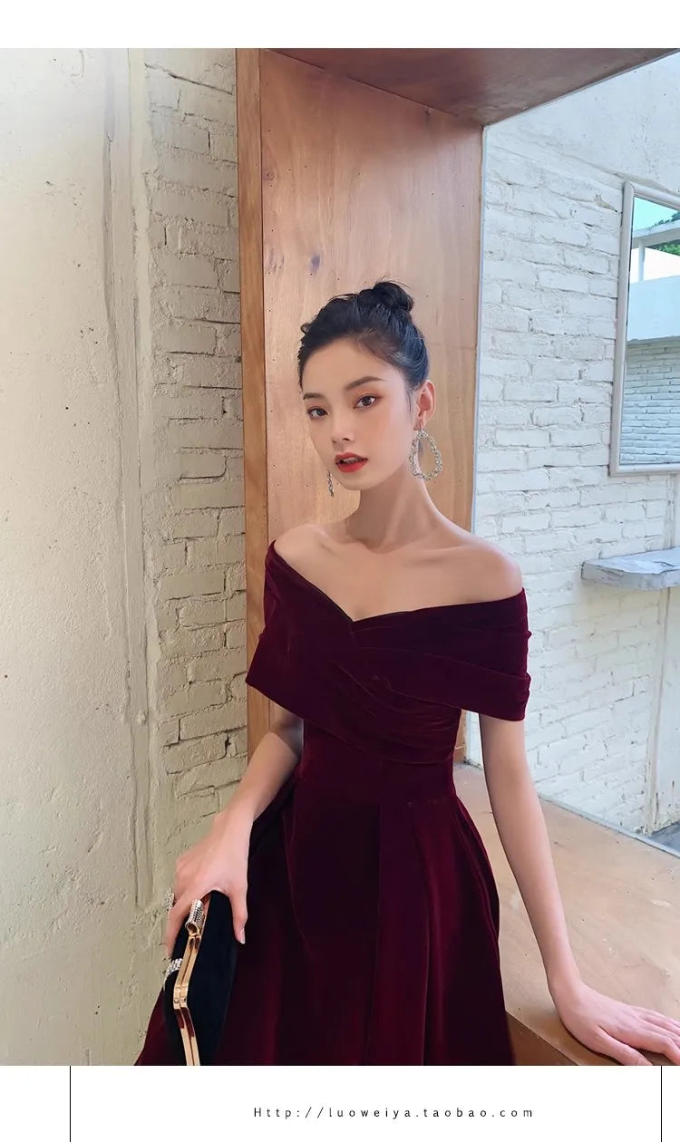 Mauroicardi Spring Long Luxury Elegant Chic Black Soft Velvet Evening Party Wedding Dresses for Women Off Shoulder Maxi Clothes