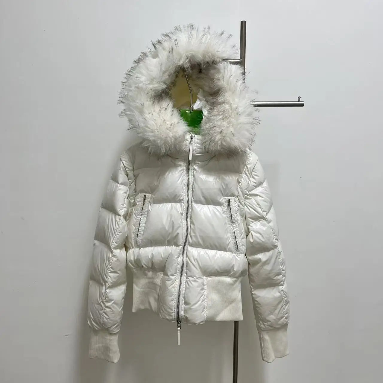 Detachable sleeves short section hair collar down jacket temperament Slim winter warm fluffy women's down jacket 2024 winter new
