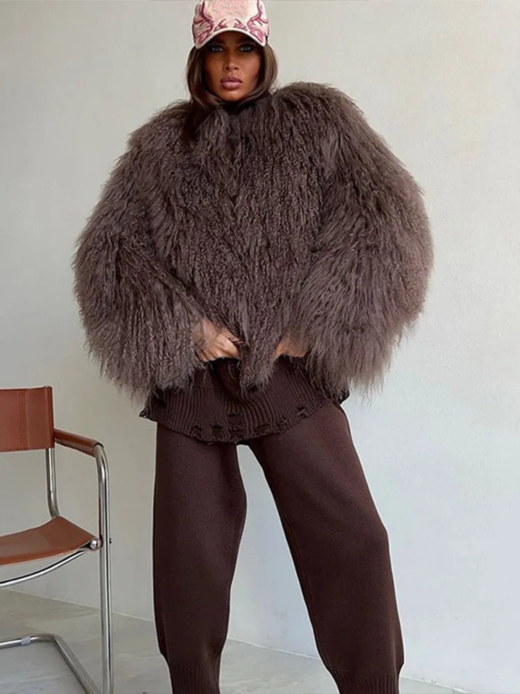 Women Solid Color Short Fur Jacket Casual Fashionable Round Neck Loose Chic Outerwear 2025 Winter New Daily Highstreet Jackets