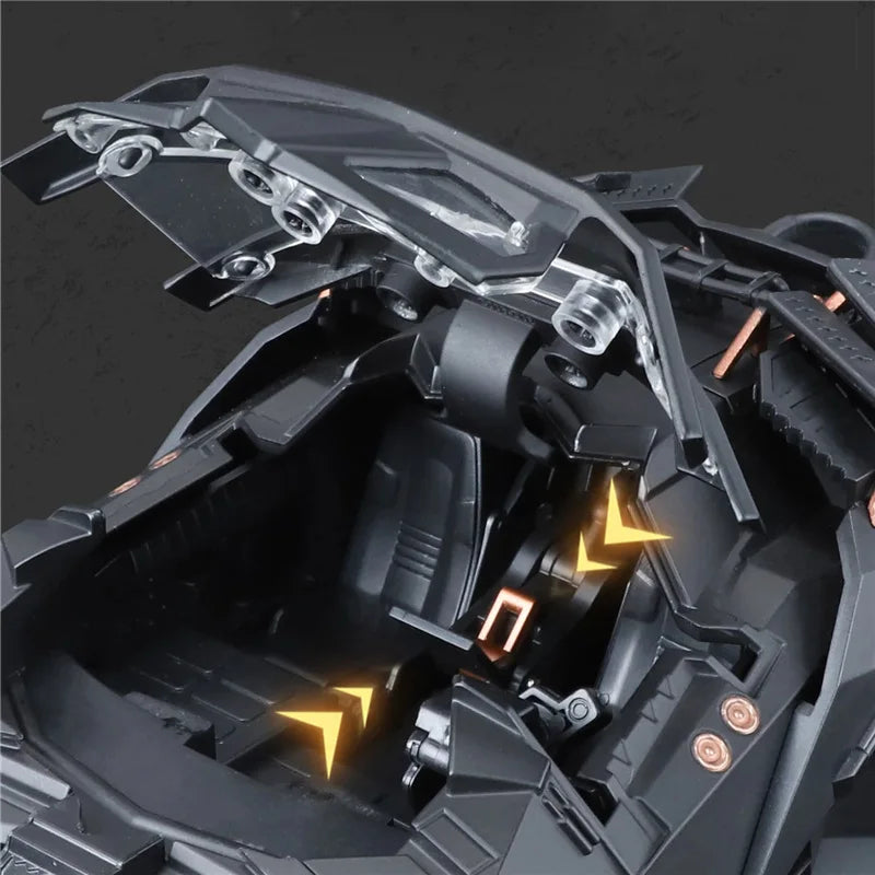 1/24 Classic Movie Car 2008 Batmobile Concept Bat Sports Car Model Metal Racing Car Vehicles Model Sound and Light Kids Toy Gift
