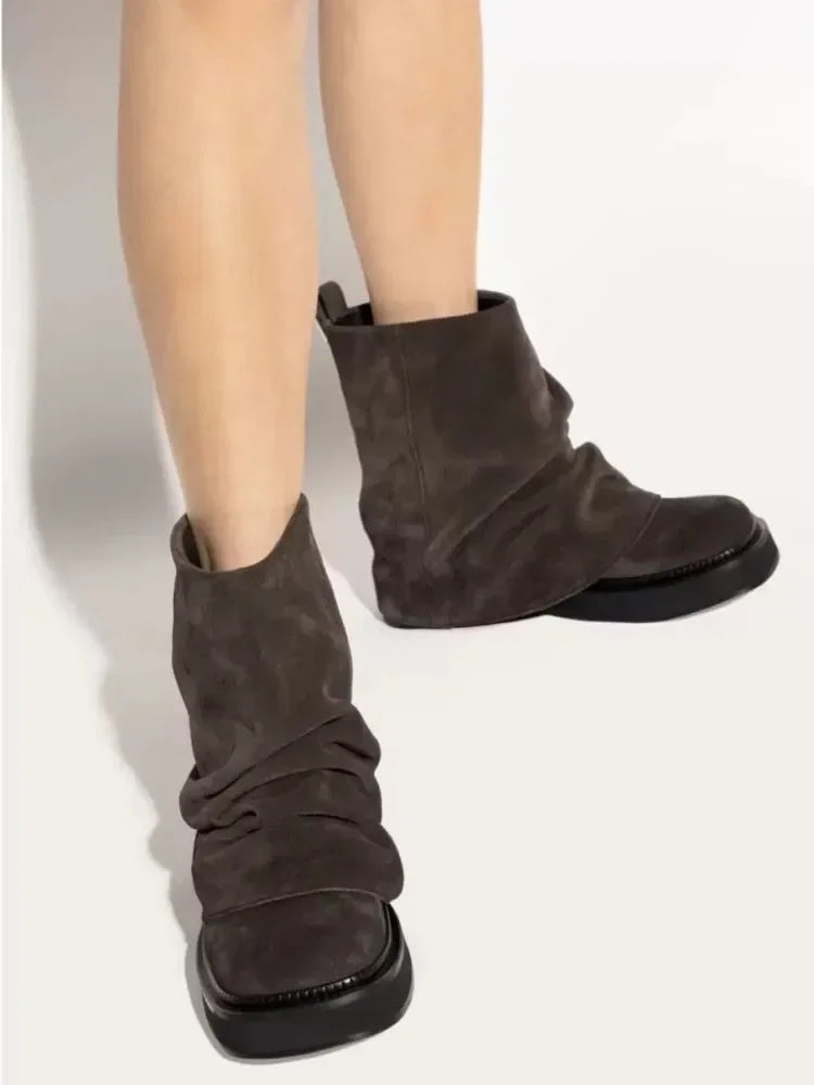 Women's New Autumn and Winter Calf Boots with Pleated Thick High Heels and Fashionable Oversized Street Leather Mid Leg Boots